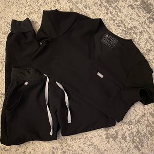 FIGS Black scrubs set joggers top small extra small / petite